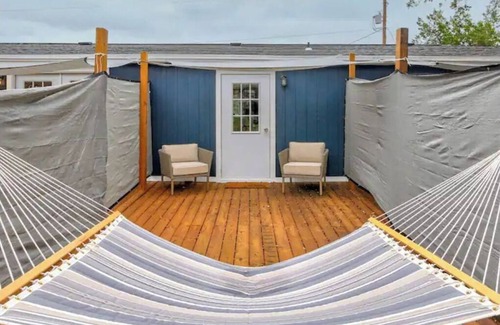 Cardinal Hills Estates Appartement | Magnolia 1 bedroom private unit with private patio