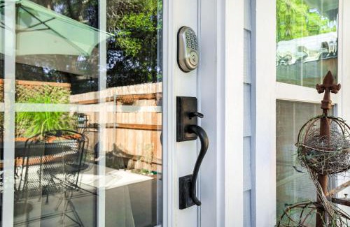 Blossoms Park Maison | Magnolia - A Birdy Vacation Rental