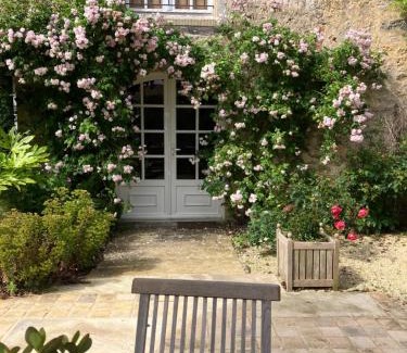 Saint-Christophe-en-Champagne Villa | Maison de vacances avec piscine chauffée, jacuzzi et jardin privé - proche circuit des 24h du Mans