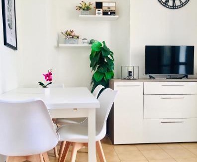 Arona Appartement | Maiden-Art Apartment