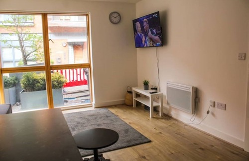 The Westside Appartement | Mailbox Manor