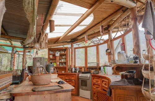 San Marcos La Laguna Maison | Appartement Earthship Cabin Cave avec vue sur le lac EPIC