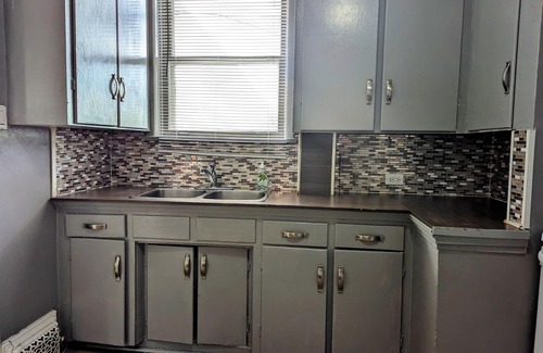 Winnipeg Maison | Main Floor 2 beds/ Free Parking