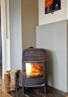 Lyngseidet Appartement | Main floor in the Lyngen Alps, whole house rentable