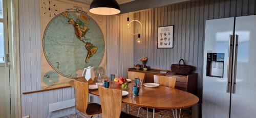Lyngseidet Appartement | Main floor in the Lyngen Alps, whole house rentable