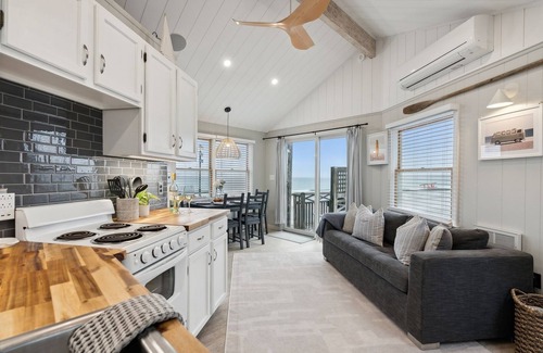 York Beach Maison | Maine Oceanfront Cottage
