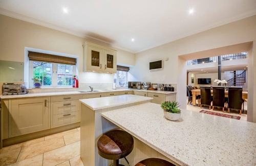 Kenmore Cottage | Mains of Taymouth, KENMORE ~ 5 * Mains Park Court - 9 personnes dans 5 chambres