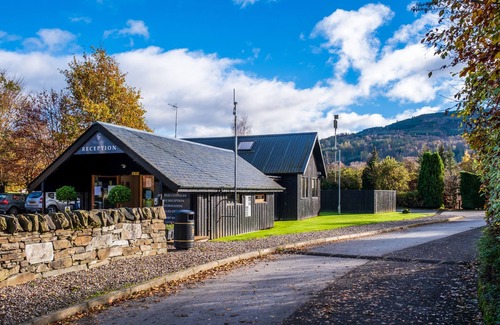 Kenmore Cottage | Mains of Taymouth, KENMORE ~ 5 * Mains Park Court - 9 personnes dans 5 chambres