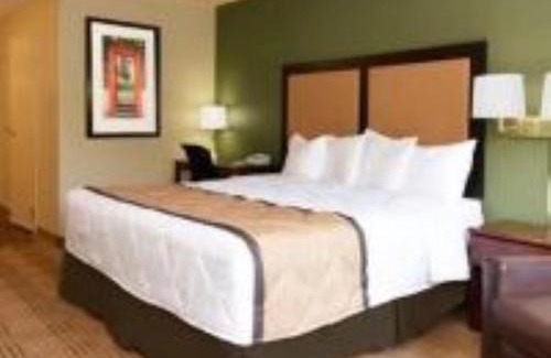 Hillside Hôtel | MainStay Suites Chicago Hillside