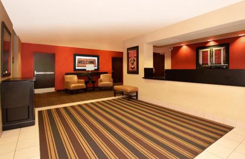 Hillside Hôtel | MainStay Suites Chicago Hillside