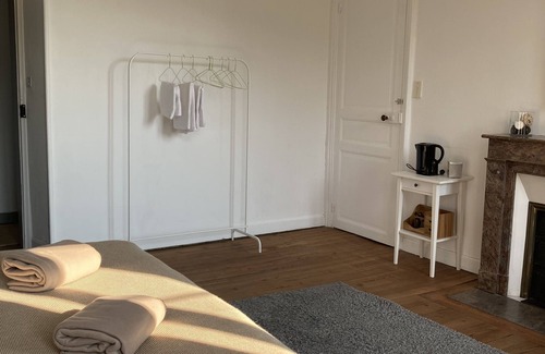 Saint-Etienne-de-Baigorry Maison | Maison de Maître 500m2,rénovée, sleeps 22, center of St Etienne de Baïgorry