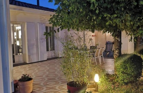 Saint-Sulpice-et-Cameyrac Maison | Maison Agréable 3ch Proche Bordeaux Gironde St Emilion