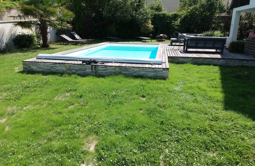 Louveciennes Maison | Propriété avec piscine 4/5 chambres climatisées à 10 mins Versailles St Germain