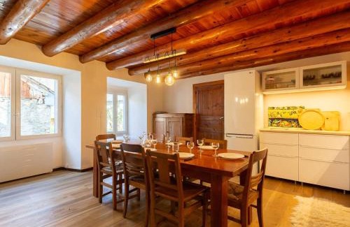 Peyragudes Maison | Maison à Génos pour 8, proche lac, jardin et poêle à bois - FR-1-695-73