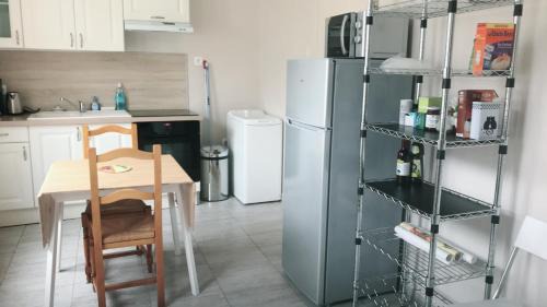 Fleury-les-Aubrais Maison | Maison à Orléans avec jardin