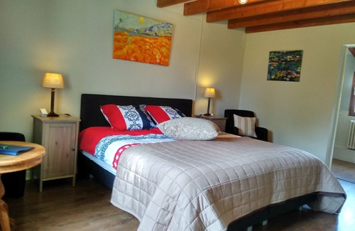 Savignac-de-Duras Lit Et Petit-Déjeuner | Maison à votre santé, chambre Vue de château, chambre d'hôtes proche de Saint-Emilion, Bordeaux
