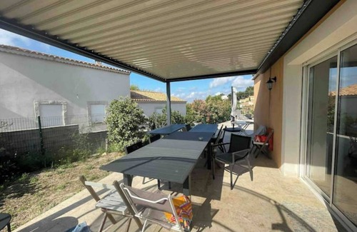 Aramon Maison | Maison 2 étages - piscine