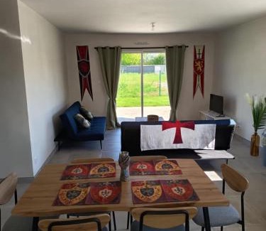 Sevremont Maison | Maison 2 ch-6 pers parking & jardin