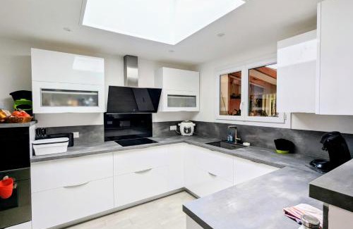 Dax Villa | Maison 3 étoiles climatisée, jardin, parking, proche centre et thermes