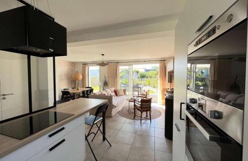 Beg-Meil Maison | Maison 4* à Beg Meil, proche plage avec jardin, 3 chambres, parking - FR-1-481-177