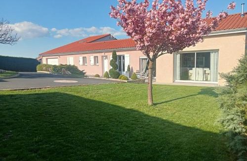 Valprivas Appartement | Maison a la campagne