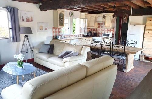 Salbris Maison | Maison accueillante à Salbris avec jardin clos et terrasse.