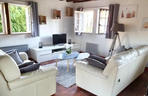 Salbris Maison | Maison accueillante à Salbris avec jardin clos et terrasse.