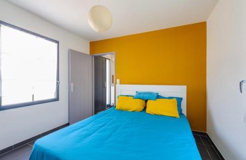 Angoulins Maison | Maison Angoulins: 6 Pers, Mer à 150m, WIFI, Terrasse, Équipée Bébé - FR-1-535-45
