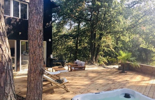 Maisse Maison | Maison atelier d'artiste dans les arbres et jacuzzi, 50 km de Paris