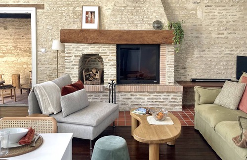 Morteaux-Couliboeuf Maison | Maison Atypique-ancienne École Rénovée, 4 à 6 per