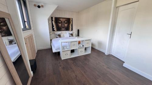 Yerres Appartement | Maison au calme avec jardin proche Paris