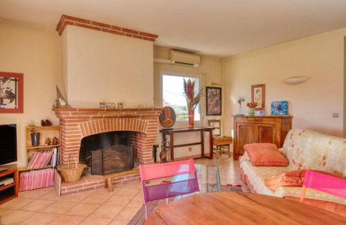 Monlaur-Bernet Maison | Maison au charme champêtre - Monlaur-Bernet