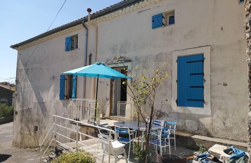 Beaufort Maison | Maison au milieu des vignes