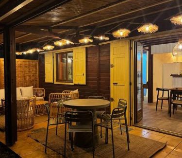 Etang Sale Les Bains Maison | Maison au charme créole - Accès privé à la plage