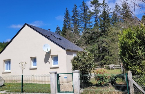 Bugeat Maison | Maison avec accès direct à la rivière