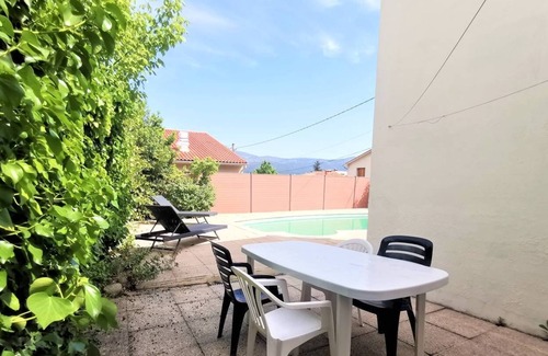 Prades Maison | MAISON AVEC JARDIN, PISCINE, WIFI, AU CALME A PRADES