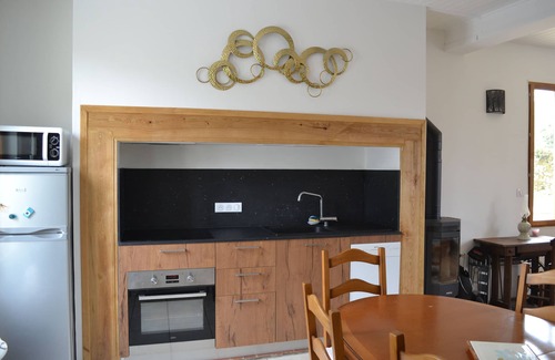 Granges-dAns Maison | Maison avec piscine dans un hameau pour 8 personnes, entre Lascaux et Hautefort
