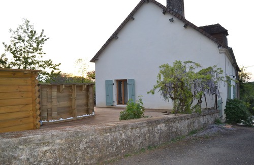 Granges-dAns Maison | Maison avec piscine dans un hameau pour 8 personnes, entre Lascaux et Hautefort
