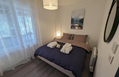 Curel Maison | Maison avec piscine intérieure, terrasse et Wi-Fi gratuit à Curel - FR-1-611-92