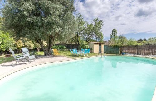 Le Pouget Maison | Maison avec piscine location de vacances ferme pédagogique du dolmen