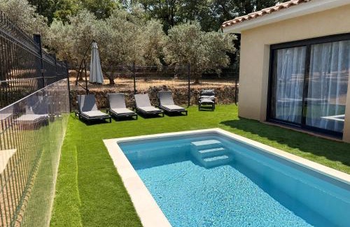 Roquevaire Maison | Maison avec piscine privative au coeur d'une oliveraie