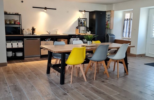 Vinay Maison | Maison avec terrasse et jardin privée.