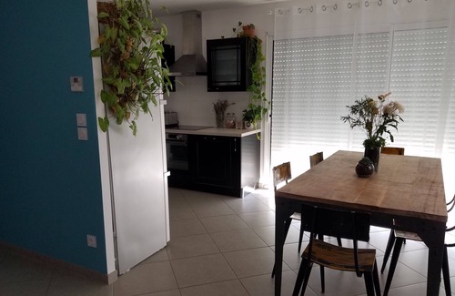 Pisany Maison | Maison avec un grand jardin dans un quartier calme , non loin de l'océan...