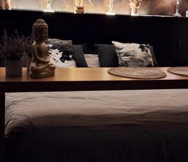 Zonhoven Lit Et Petit-Déjeuner | Maison Beau