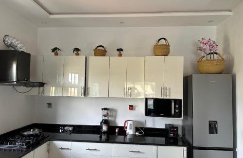 Porto-Novo Appartement | Maison blanche