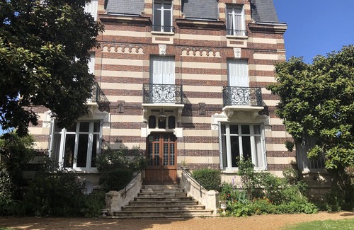 Chartres Maison | Maison Blanche Chartres - Maison d’hôtes 5*