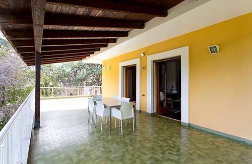 Partanna Appartement | Maison Blanche très proche de la plage de Mondello