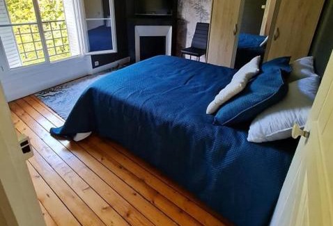 Melun Maison | Maison Briand - Petite chambre chez l'habitant - Melun Centre - Wifi, Netflix, Smart TV, Lit à mousse mémoire de forme