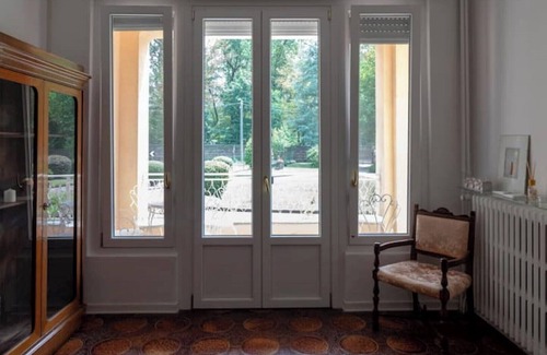 Aglie Appartement | Maison Cècile Apartment in villa. Host Marianne