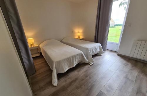 Montierchaume Maison | Maison calme avec jardin et terrasse, proche Châteauroux, 3 chambres, 3 salles de bain, parking inclus - FR-1-591-359